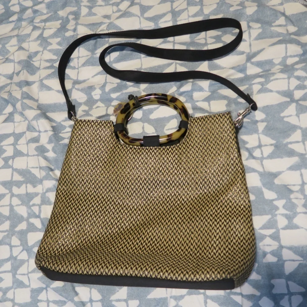 Vintage Marlo Woven Chevron Crossbody Handbag Tan Herringbone‎ Quiet Luxury